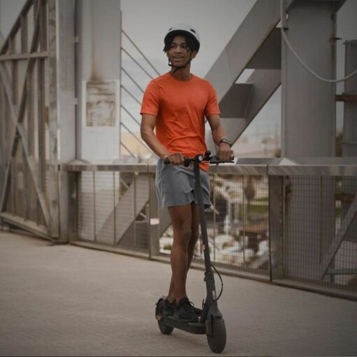 Trottinette électrique Xiaomi Mi Scooter Pro2 300 W Noir avec pneu supplémentaire inclus – Image 4